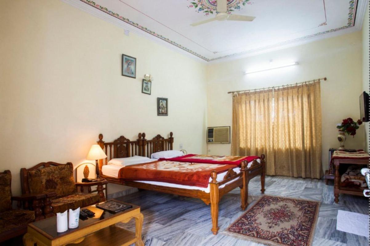Hotel New Park Πουσκάρ Εξωτερικό φωτογραφία