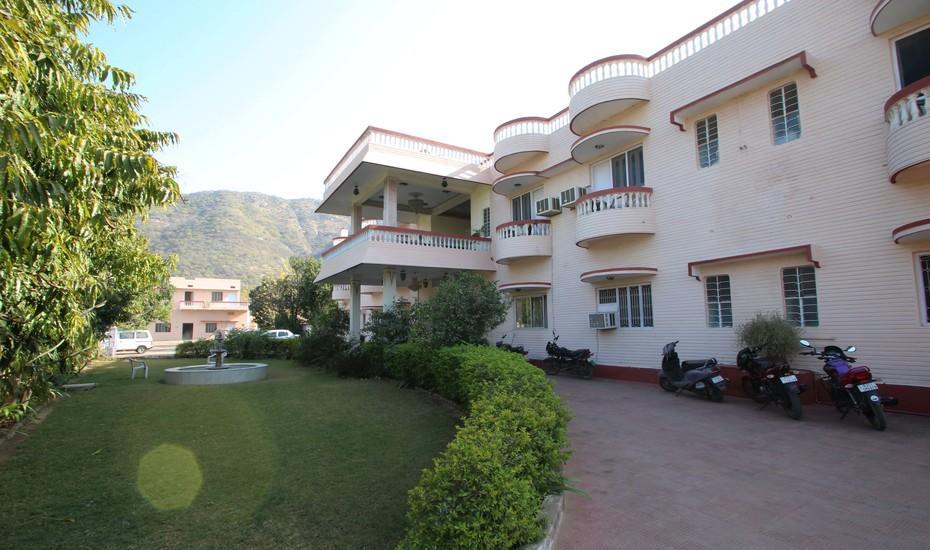 Hotel New Park Πουσκάρ Εξωτερικό φωτογραφία