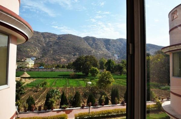 Hotel New Park Πουσκάρ Εξωτερικό φωτογραφία